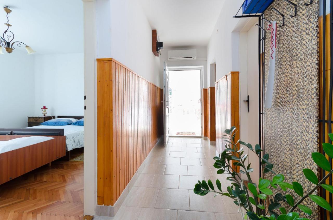 Apartment Milan เซนญ์ ภายนอก รูปภาพ