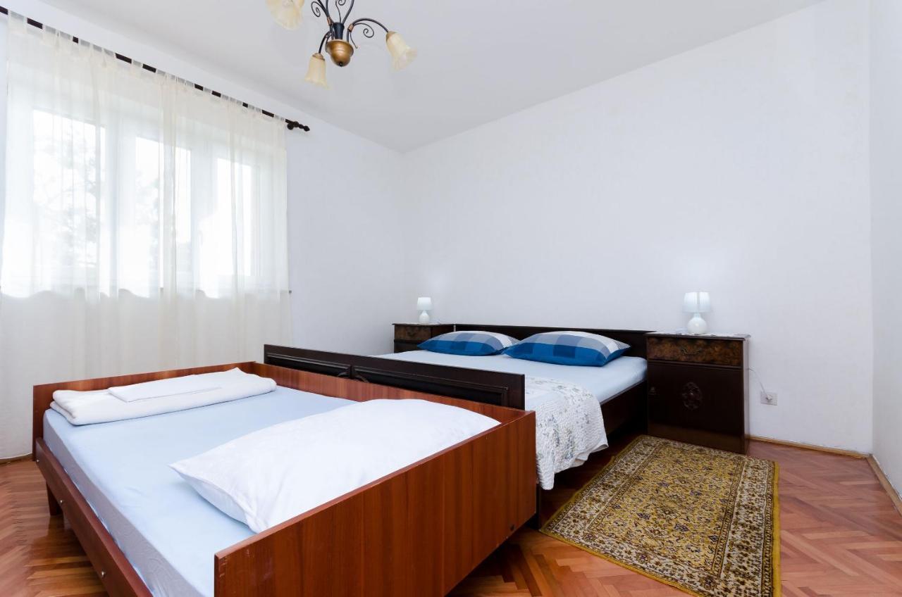 Apartment Milan เซนญ์ ภายนอก รูปภาพ