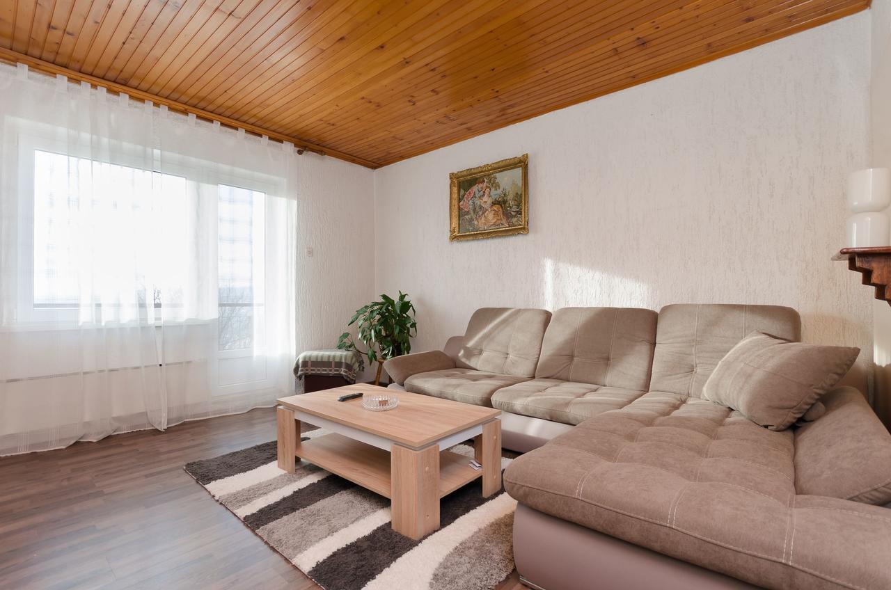 Apartment Milan เซนญ์ ภายนอก รูปภาพ