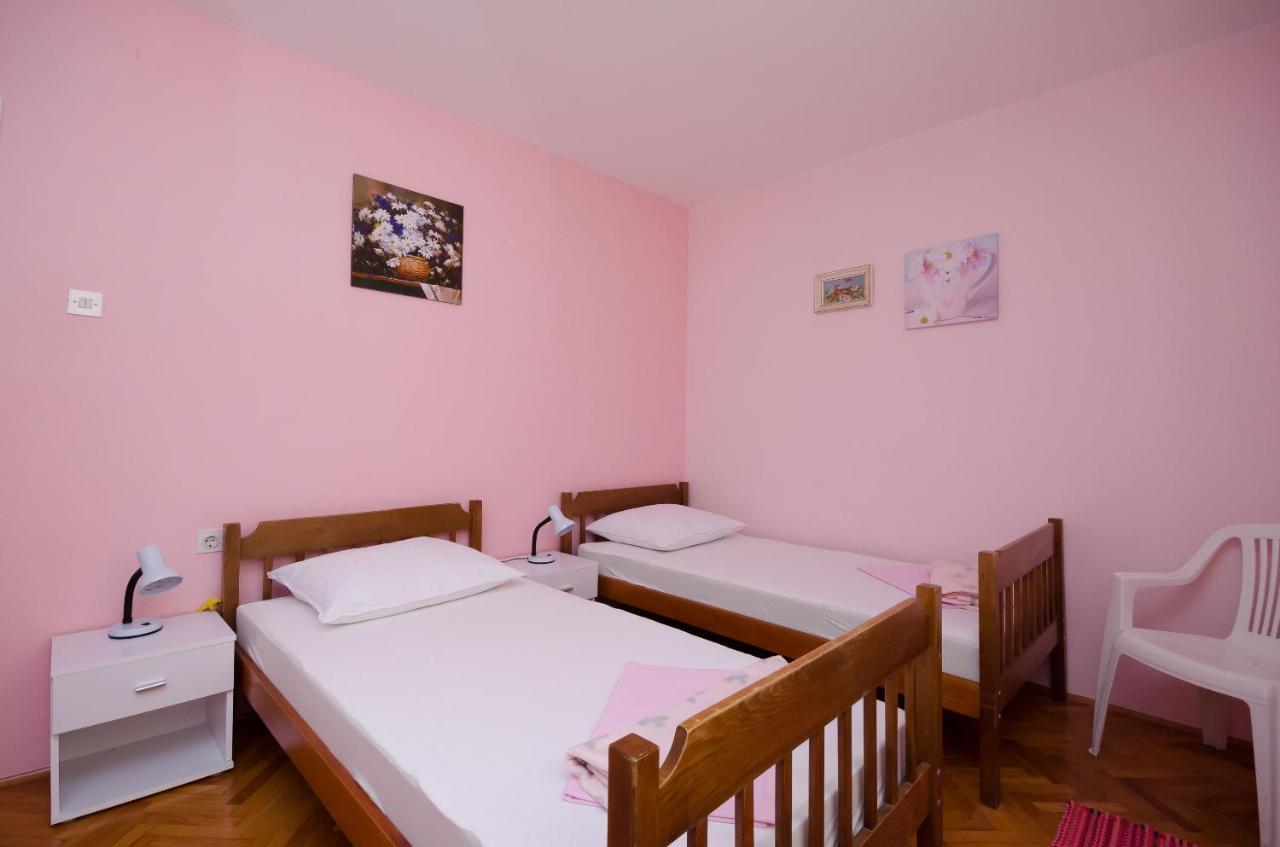 Apartment Milan เซนญ์ ภายนอก รูปภาพ