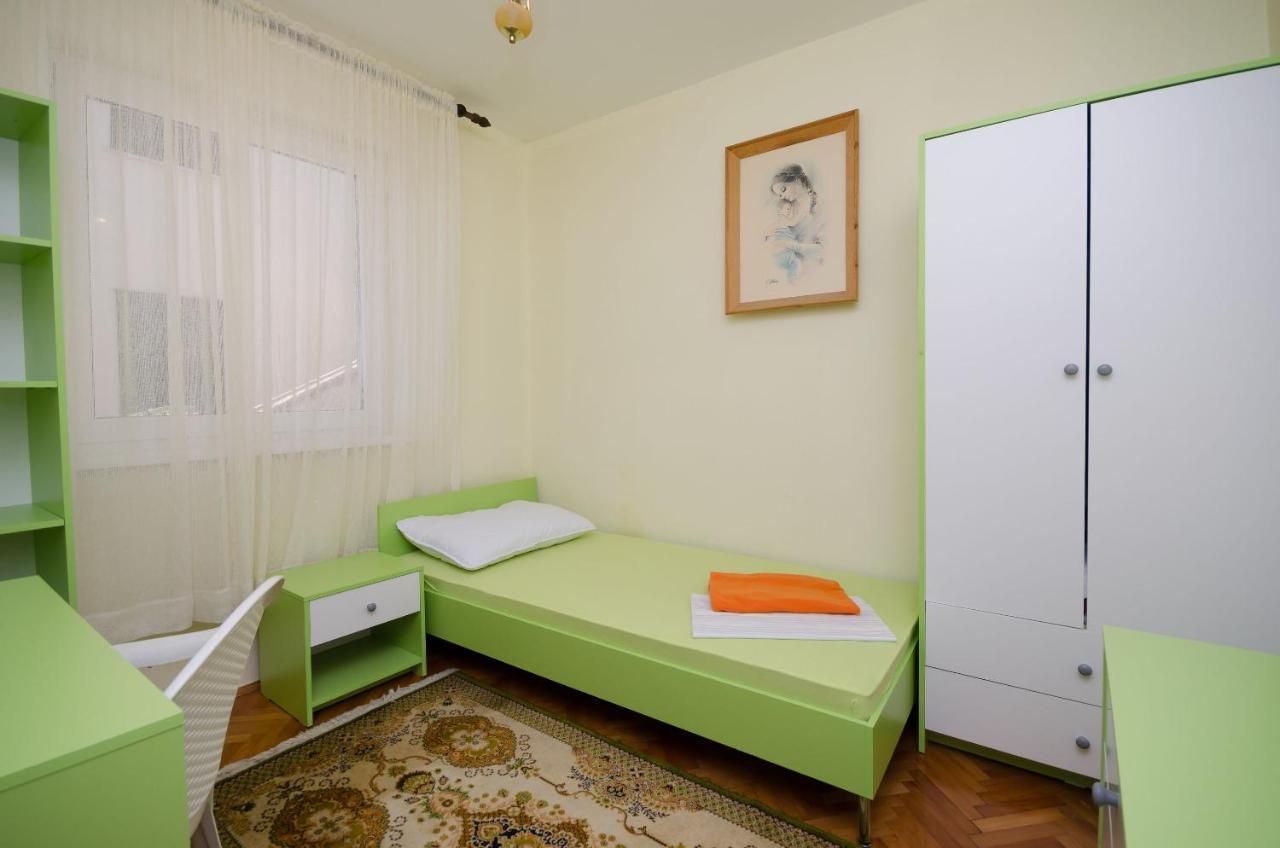 Apartment Milan เซนญ์ ภายนอก รูปภาพ